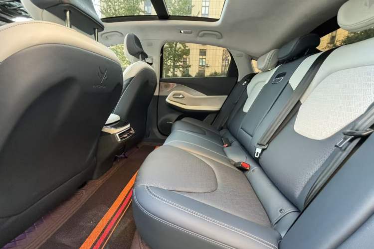 Used ARCFOX Alpha S 2021 708S+ 160kW Interior 6