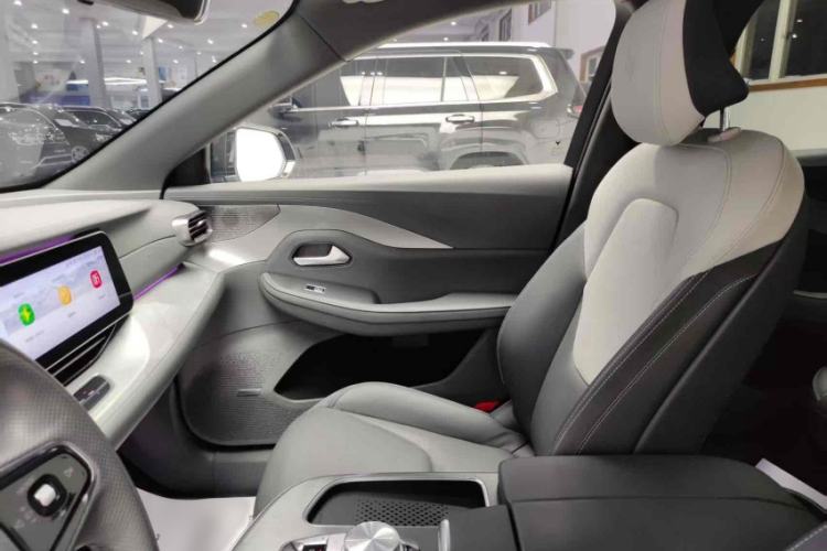 Used ARCFOX Alpha S 2023 525E Forest Edition 160kW Right Front Seat