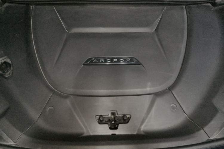 Used ARCFOX Alpha S 2021 708S+ 160kW Engine Bay