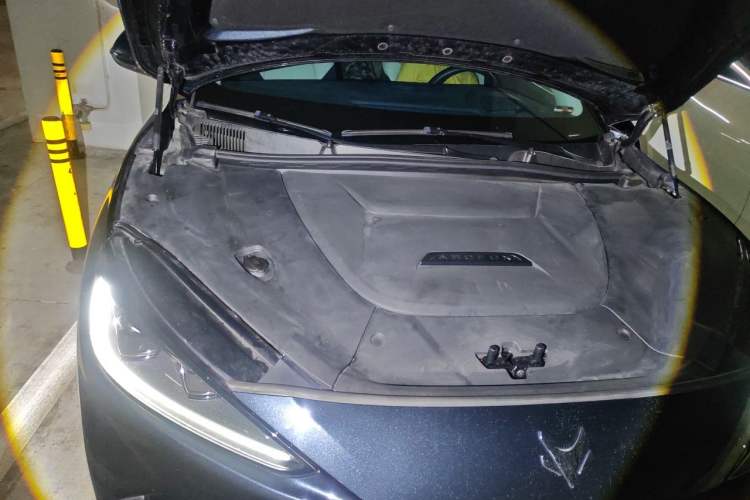 Used ARCFOX Alpha S 2021 708S+ 160kW Engine Bay Right