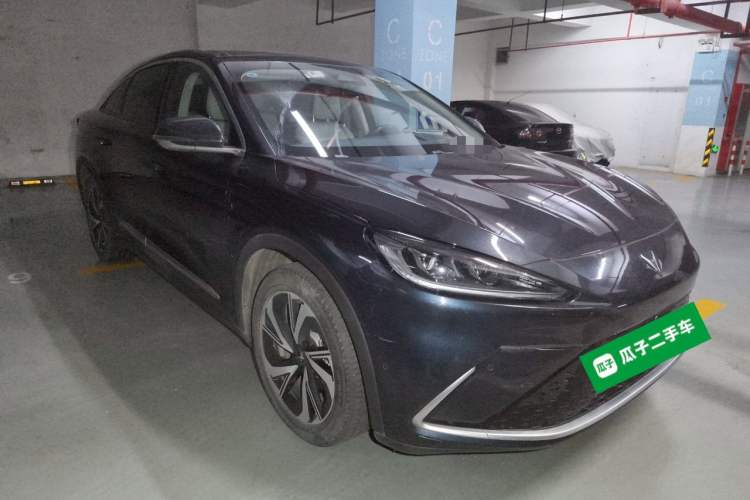 Used ARCFOX Alpha S 2021 708S+ 160kW Front Right 45 Deg
