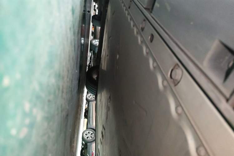 Used ARCFOX Alpha S 2021 708S+ 160kW Left Side Sill