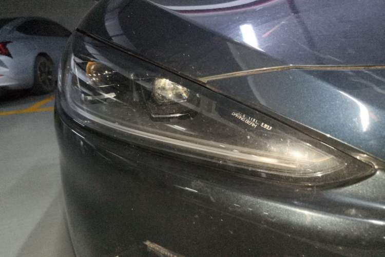 Used ARCFOX Alpha S 2021 708S+ 160kW Right Front Headlight