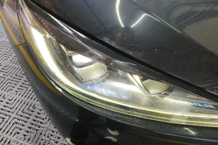 Used ARCFOX Alpha S 2021 603H Right Front Headlight