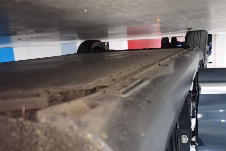 Used ARCFOX Alpha S 2021 708S+ 160kW Right Side Sill