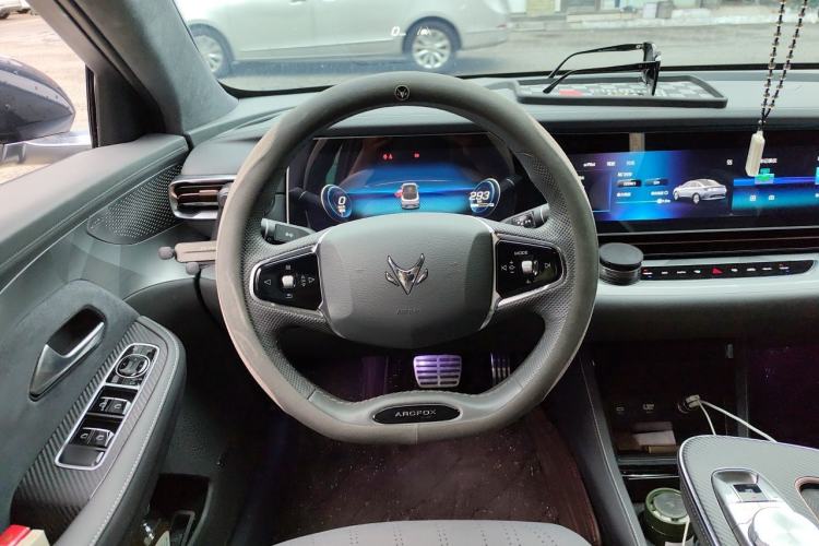 Used ARCFOX Alpha S 2021 708S+ 175kW Steering Wheel