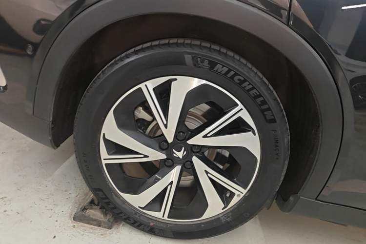 Used ARCFOX Alpha S 2021 708S+ 160kW Right Rear Wheel Hub