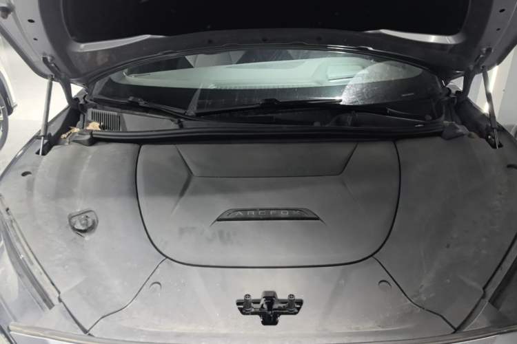 Used ARCFOX Alpha S 2021 708S+ 160kW Engine Bay