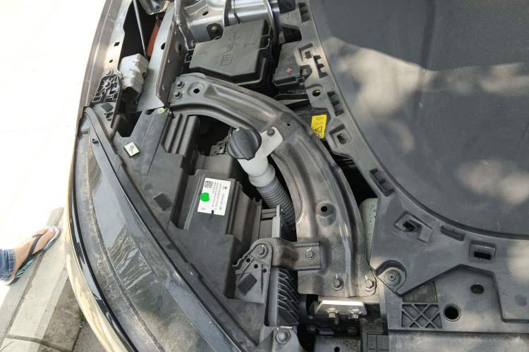 Used ARCFOX Alpha S 2021 708S+ 160kW Engine Bay Right