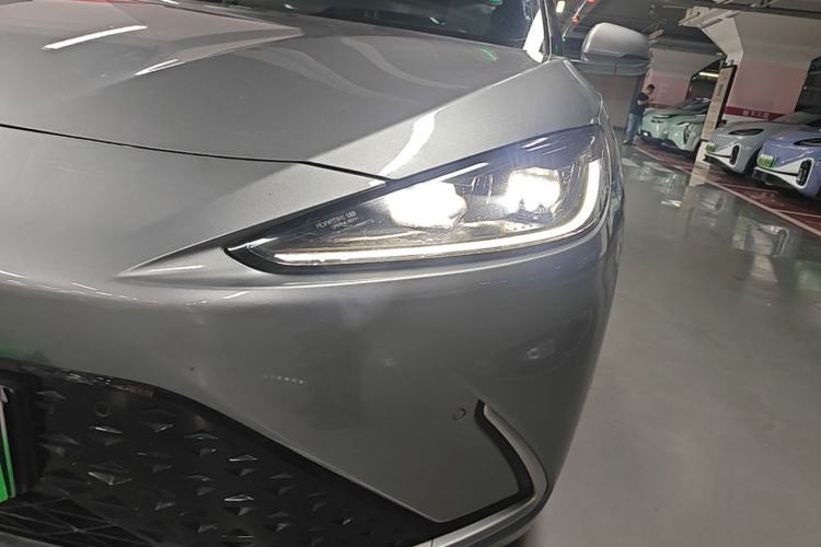 Used ARCFOX Alpha S 2021 708S+ 160kW Left Front Headlight