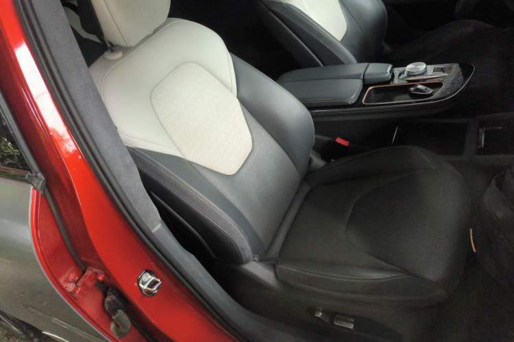 Used ARCFOX Alpha S 2021 708S+ 160kW Right Front Seat