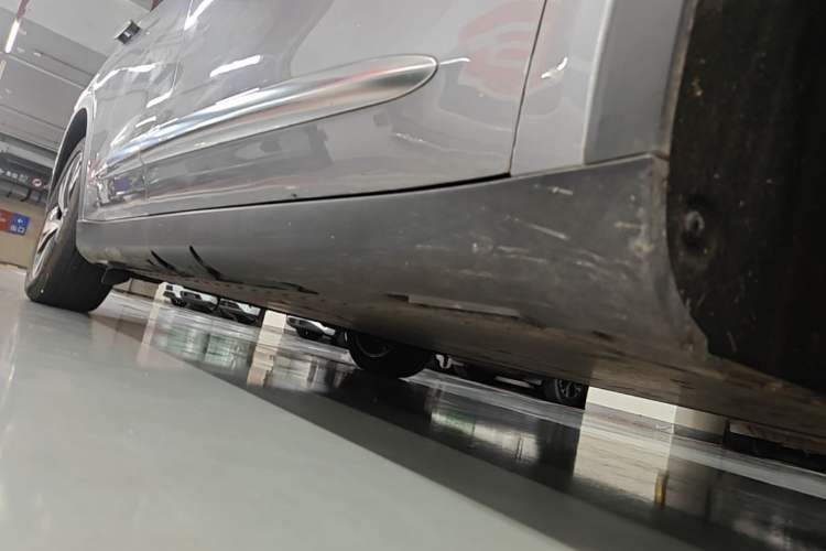Used ARCFOX Alpha S 2021 708S+ 160kW Right Side Sill