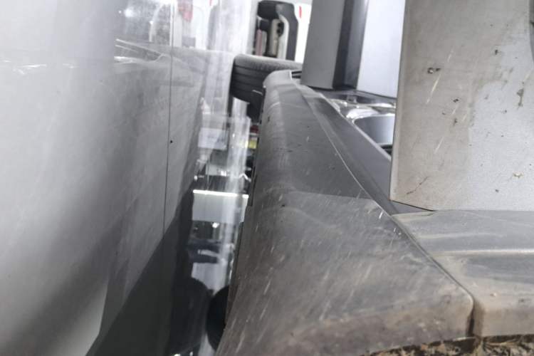 Used ARCFOX Alpha S 2021 708S+ 160kW Right Side Sill