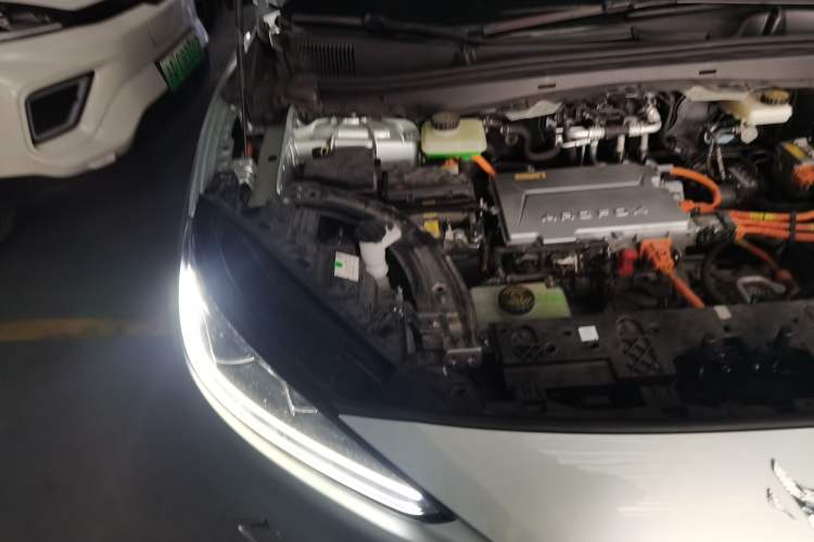 Used ARCFOX Alpha S 2021 708S+ 160kW Engine Bay Right