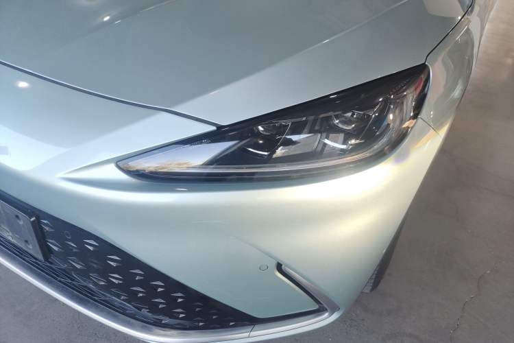 Used ARCFOX Alpha S 2021 708S+ 160kW Left Front Headlight