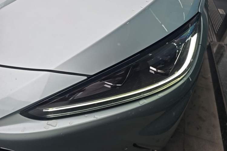 Used ARCFOX Alpha S 2021 708S+ 160kW Left Front Headlight