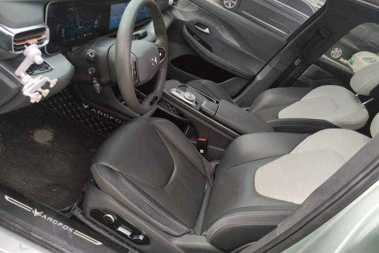 Used ARCFOX Alpha S 2021 708S+ 160kW Left Front Seat