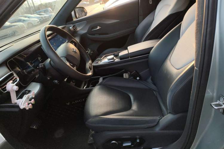Used ARCFOX Alpha S 2021 708S+ 160kW Left Front Seat