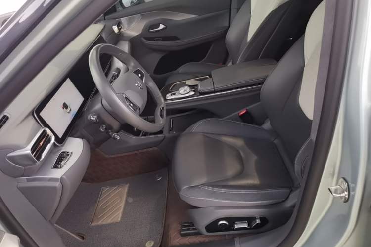 Used ARCFOX Alpha S 2021 708S+ 175kW Left Front Seat