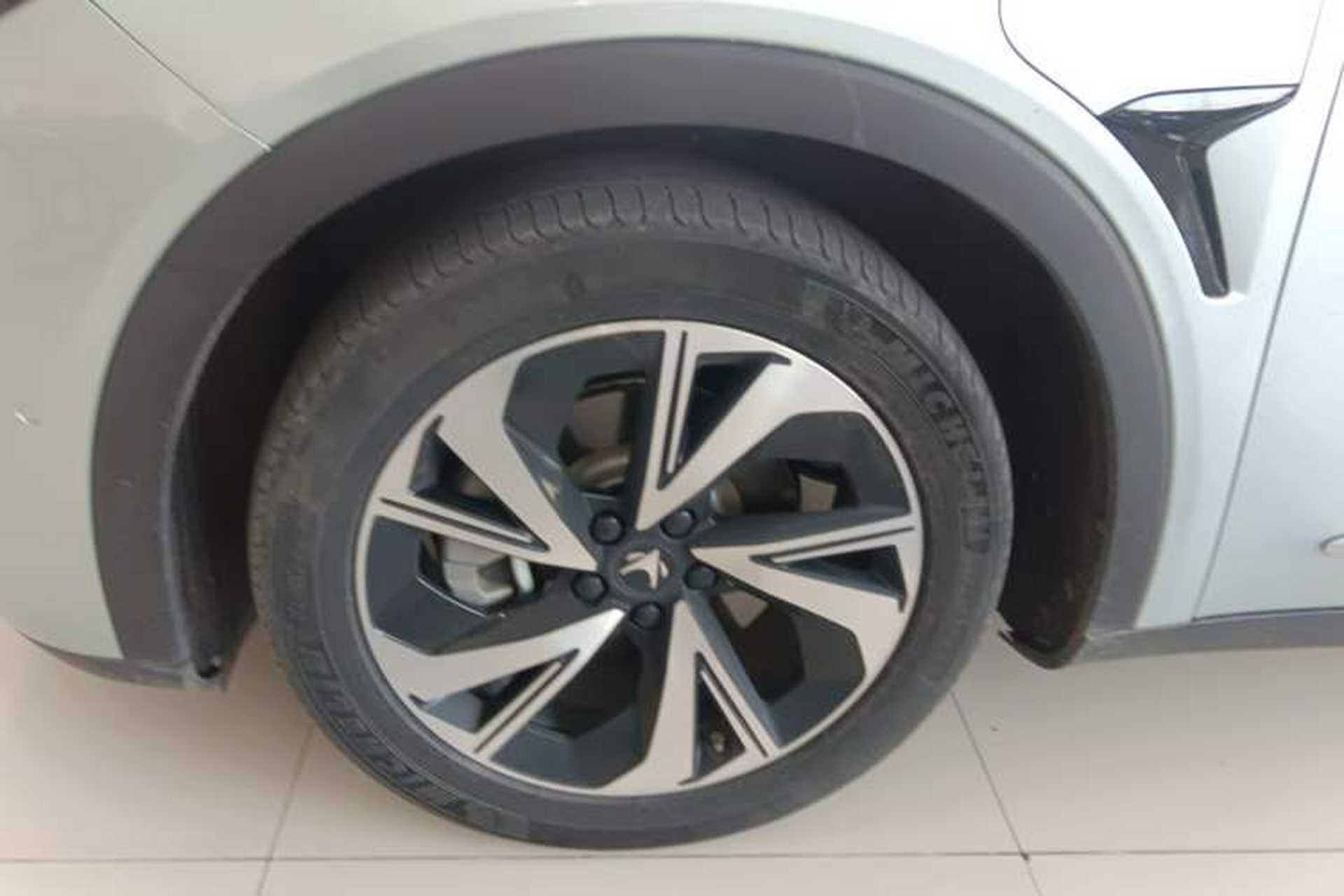 Used ARCFOX Alpha S 2021 708S+ 160kW Left Front Wheel Hub