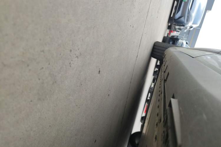 Used ARCFOX Alpha S 2021 708S+ 160kW Left Side Sill