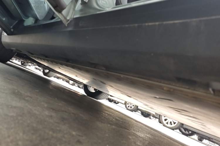 Used ARCFOX Alpha S 2021 708S+ 160kW Left Side Sill
