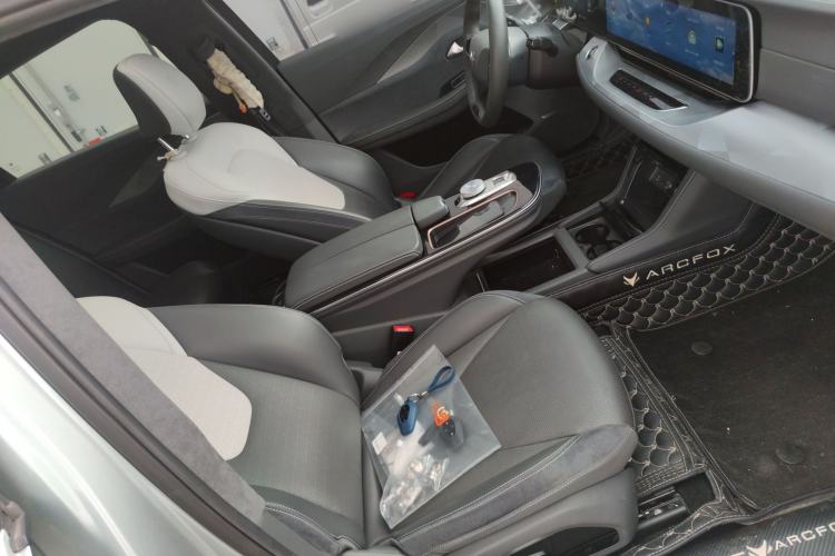 Used ARCFOX Alpha S 2021 708S+ 160kW Right Front Seat