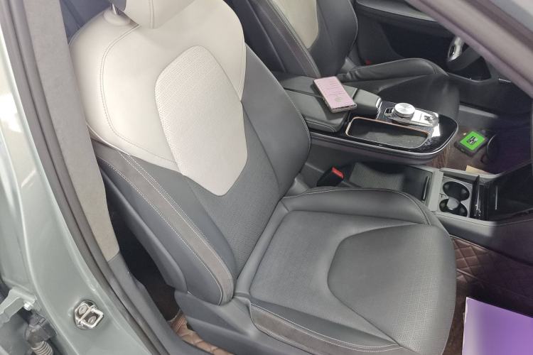 Used ARCFOX Alpha S 2021 708S+ 160kW Right Front Seat