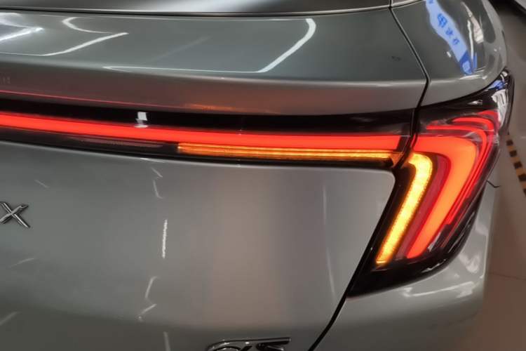 Used ARCFOX Alpha S 2021 708S+ 160kW Right Rear Taillight