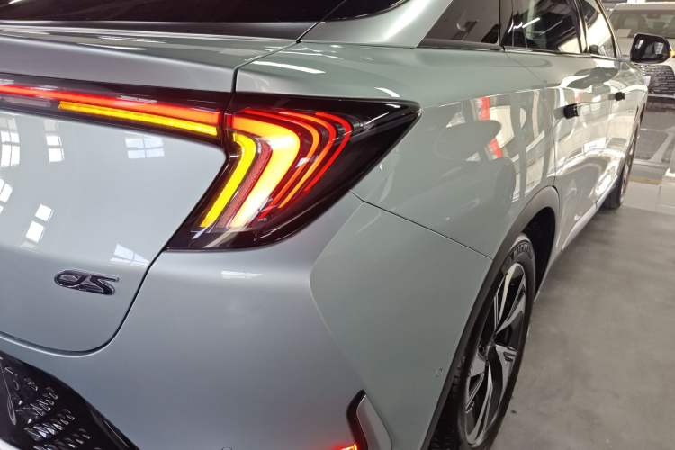 Used ARCFOX Alpha S 2021 708S+ 160kW Right Rear Taillight