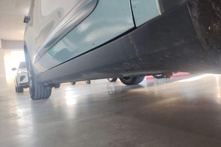 Used ARCFOX Alpha S 2021 708S+ 160kW Right Side Sill
