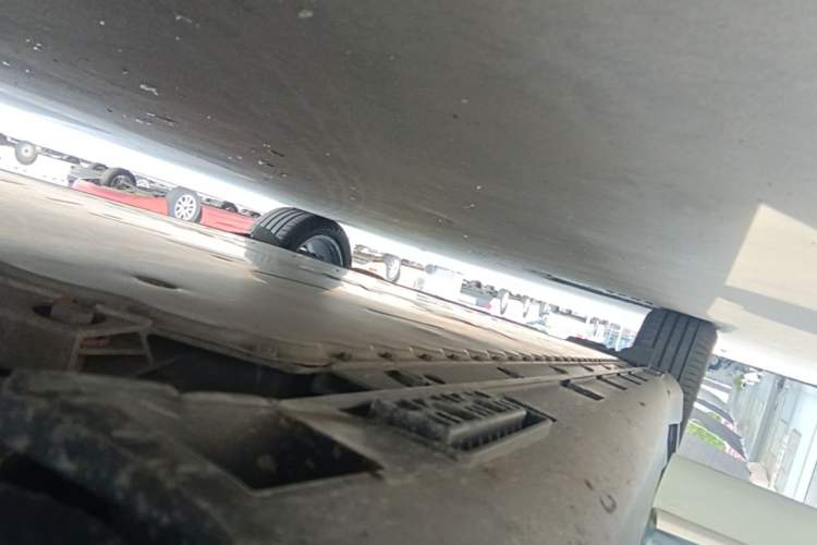Used ARCFOX Alpha S 2021 708S+ 160kW Right Side Sill