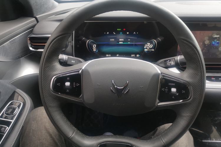 Used ARCFOX Alpha S 2021 708S+ 160kW Steering Wheel