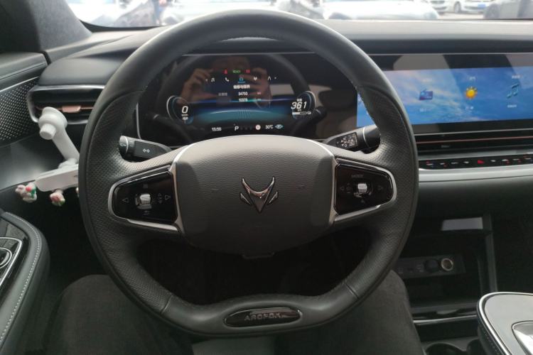 Used ARCFOX Alpha S 2021 708S+ 160kW Steering Wheel