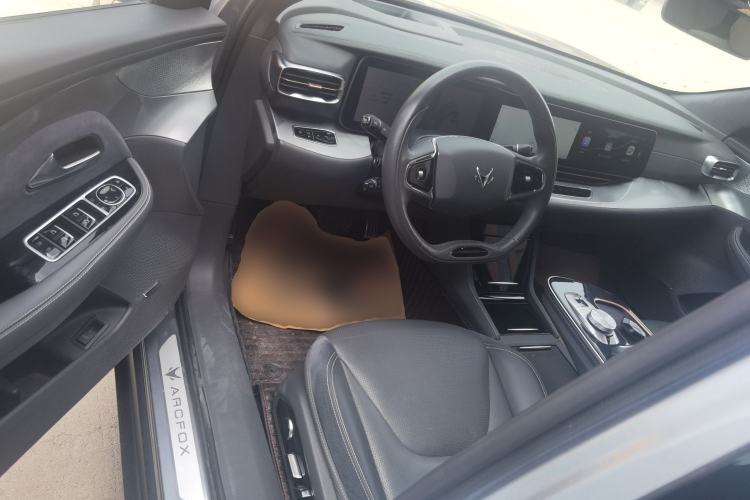 Used ARCFOX Alpha S 2021 708S+ 160kW Driver Seat