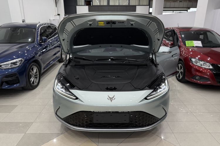 Used ARCFOX Alpha S 2021 708S+ 160kW Engine Bay