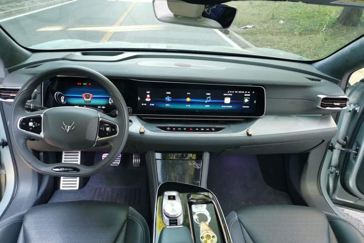 Used ARCFOX Alpha S 2021 708S+ 160kW Interior 3