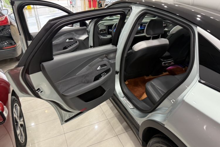 Used ARCFOX Alpha S 2021 708S+ 160kW Interior 6