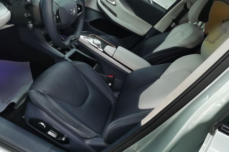 Used ARCFOX Alpha S 2021 708S+ 160kW Left Front Seat