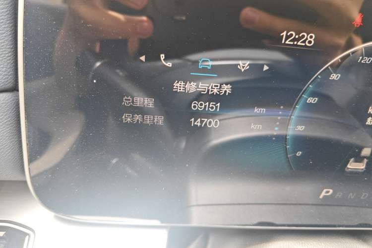 Used ARCFOX Alpha S 2021 708S+ 160kW Odometer Close Up