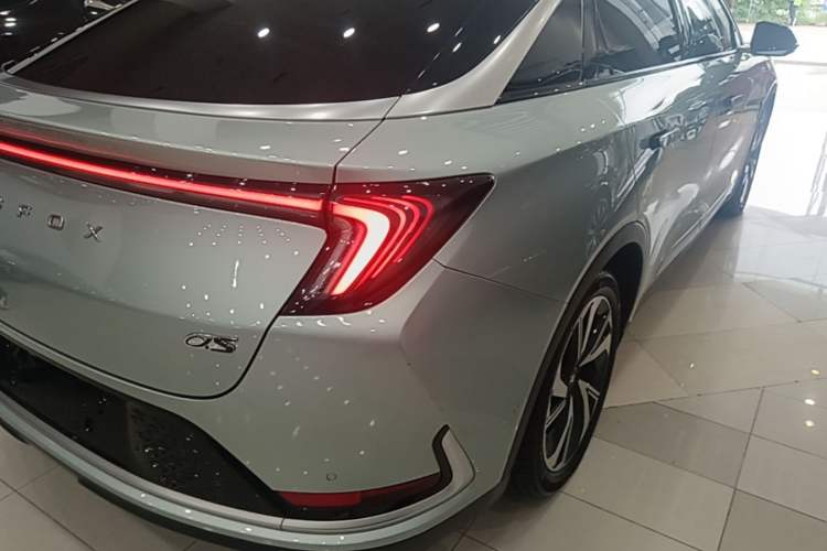 Used ARCFOX Alpha S 2021 708S+ 160kW Right Rear Taillight