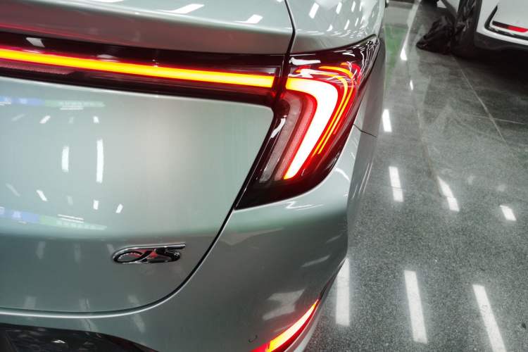 Used ARCFOX Alpha S 2021 708S+ 160kW Right Rear Taillight