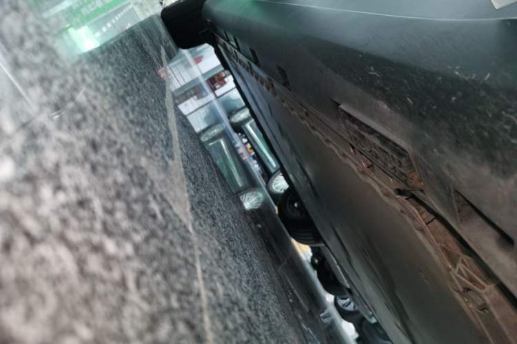 Used ARCFOX Alpha S 2021 708S+ 160kW Right Side Sill