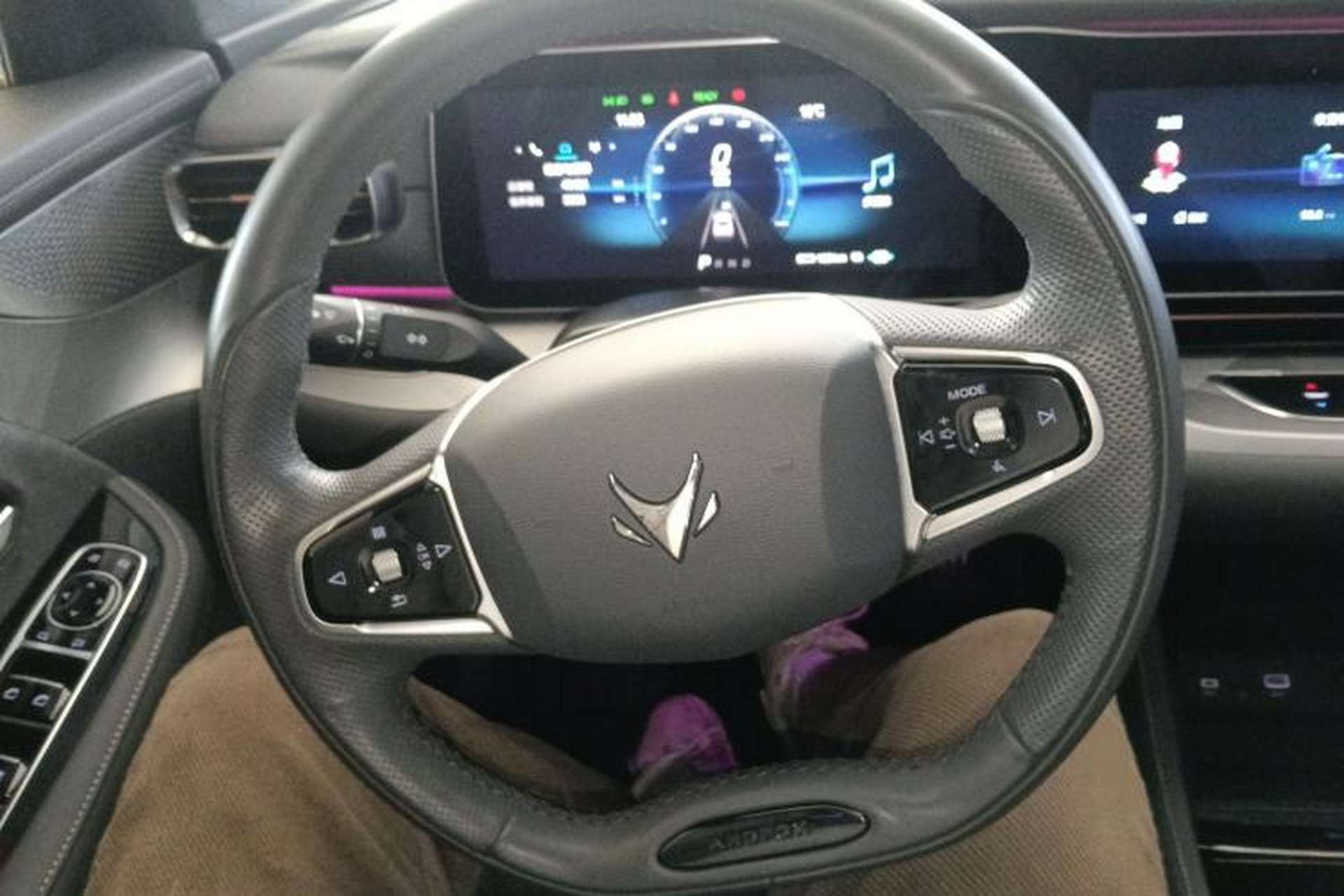 Used ARCFOX Alpha S 2021 708S+ 175kW Steering Wheel
