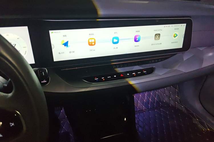 Used ARCFOX Alpha S 2021 708S+ 160kW Audio And AC Panel