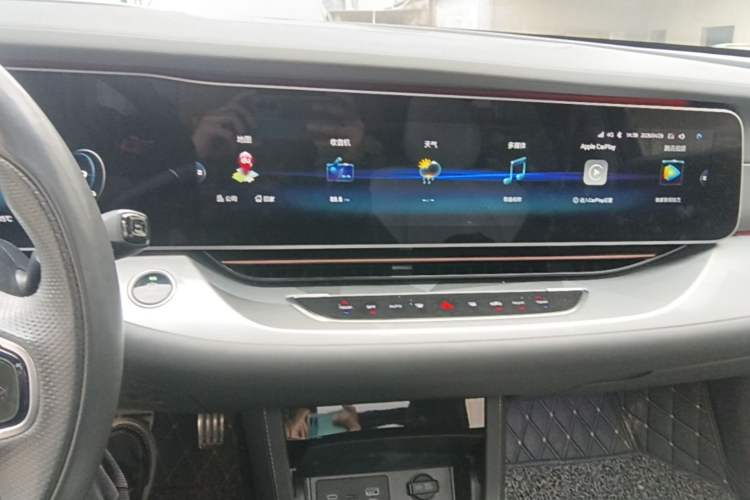 Used ARCFOX Alpha S 2021 708S+ 160kW Audio And AC Panel