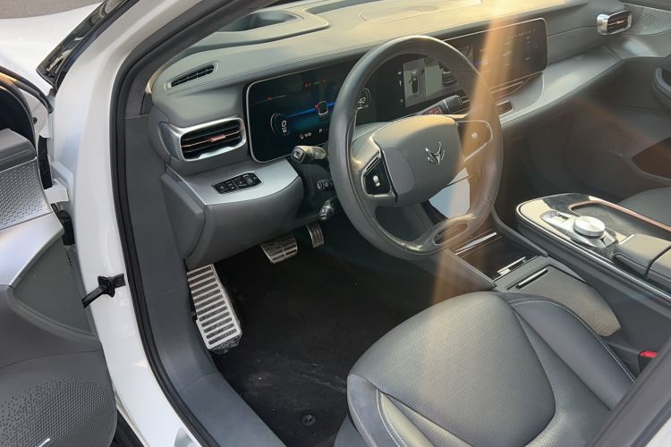 Used ARCFOX Alpha S 2021 708S+ 160kW Driver Seat