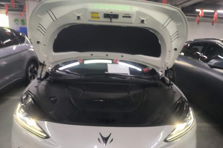 Used ARCFOX Alpha S 2021 708S+ 160kW Engine Bay