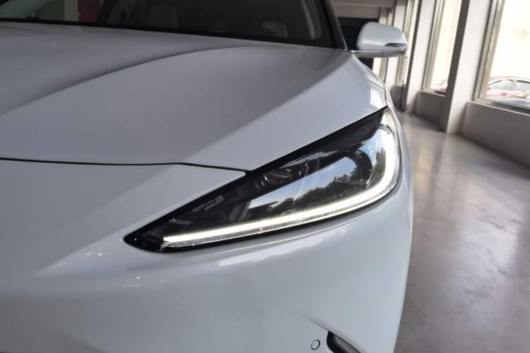 Used ARCFOX Alpha S 2021 708S+ 160kW Left Front Headlight
