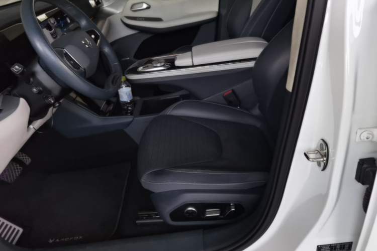 Used ARCFOX Alpha S 2021 708S+ 160kW Left Front Seat